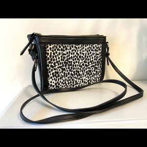 Black/White Animal Print Crossbody Bag - Old Navy